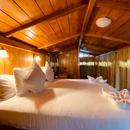 Guayabo Hostal מינדו מראה חיצוני תמונה