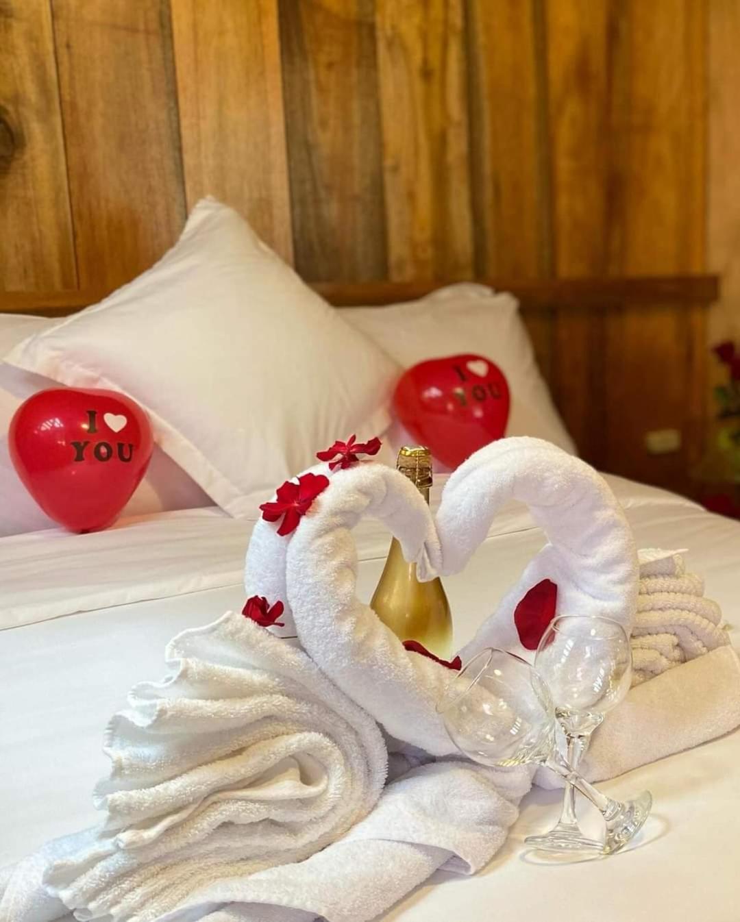 Guayabo Hostal מינדו מראה חיצוני תמונה