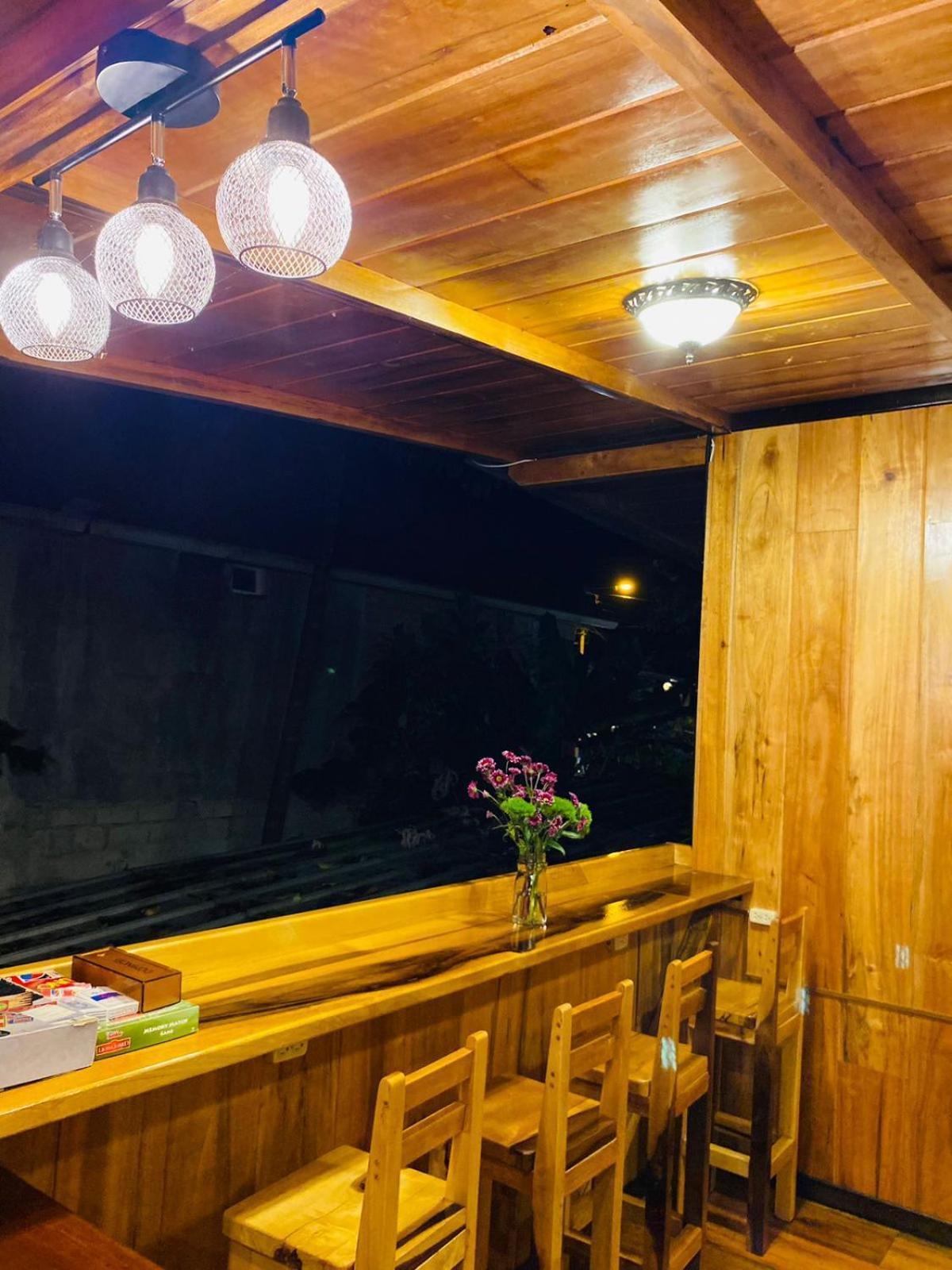 Guayabo Hostal מינדו מראה חיצוני תמונה