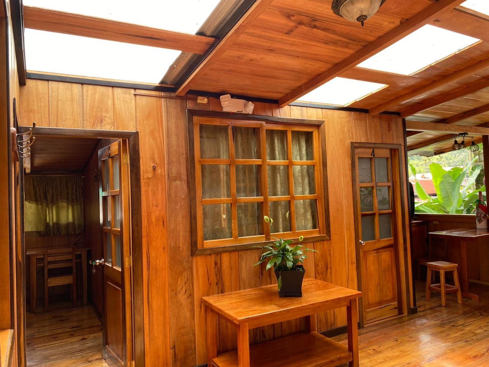 Guayabo Hostal מינדו מראה חיצוני תמונה