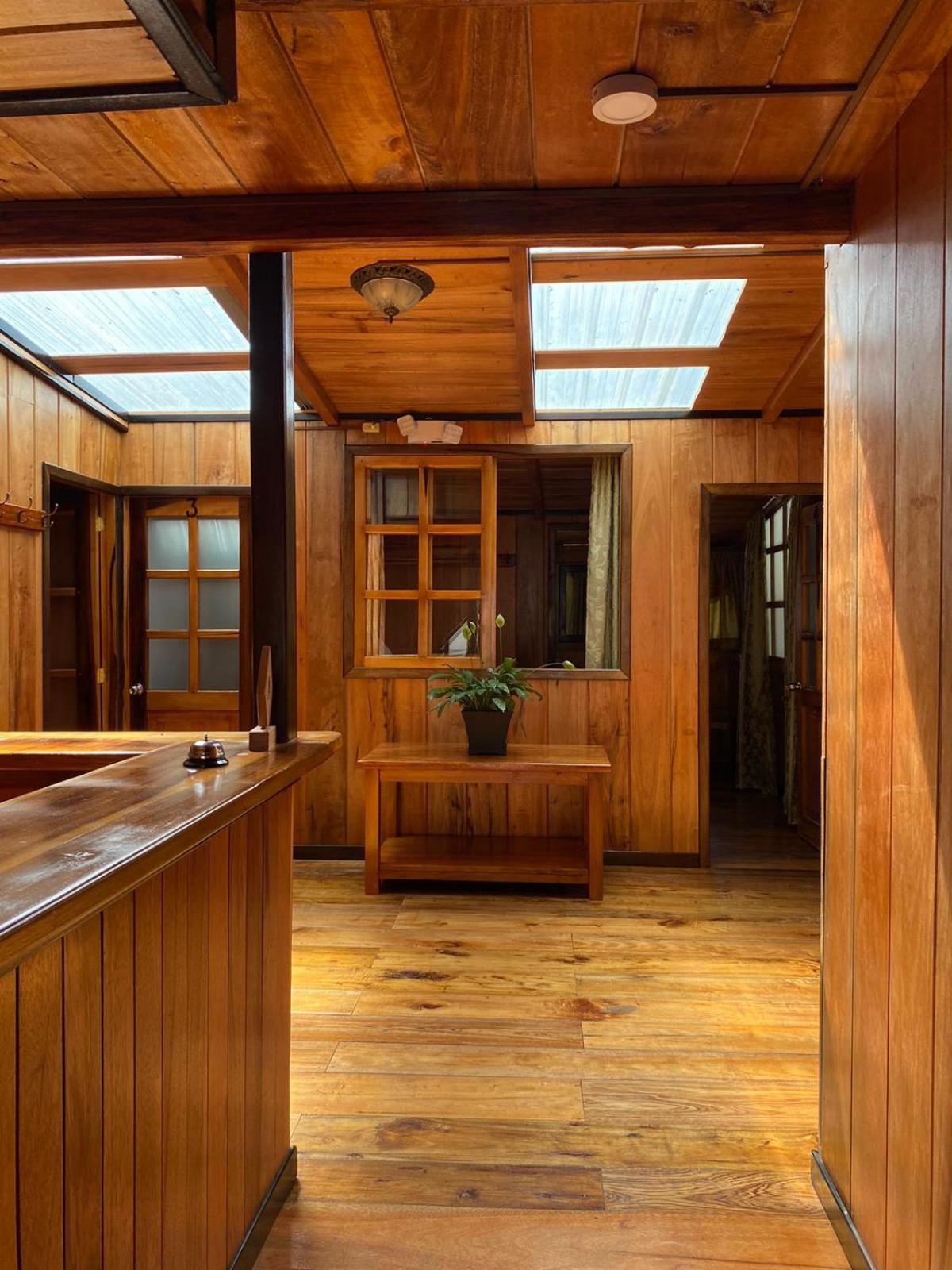 Guayabo Hostal מינדו מראה חיצוני תמונה